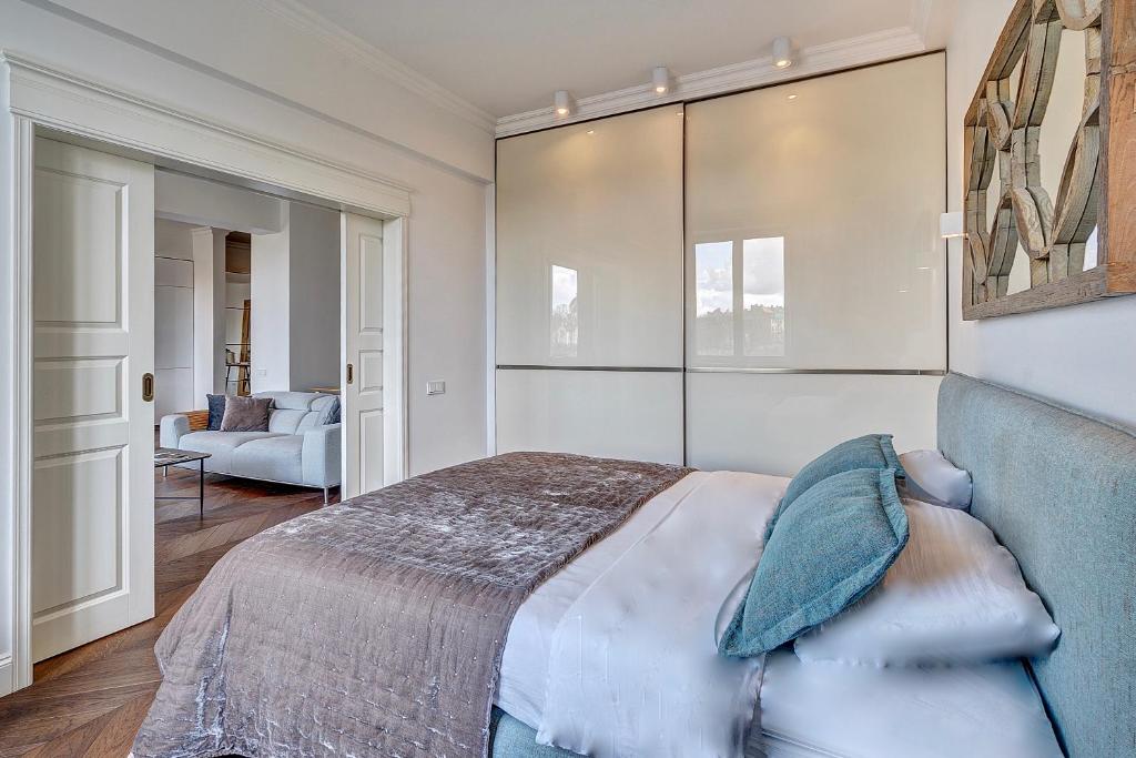 Vilnius Apartments & Suites - Gedimino avenue room 1